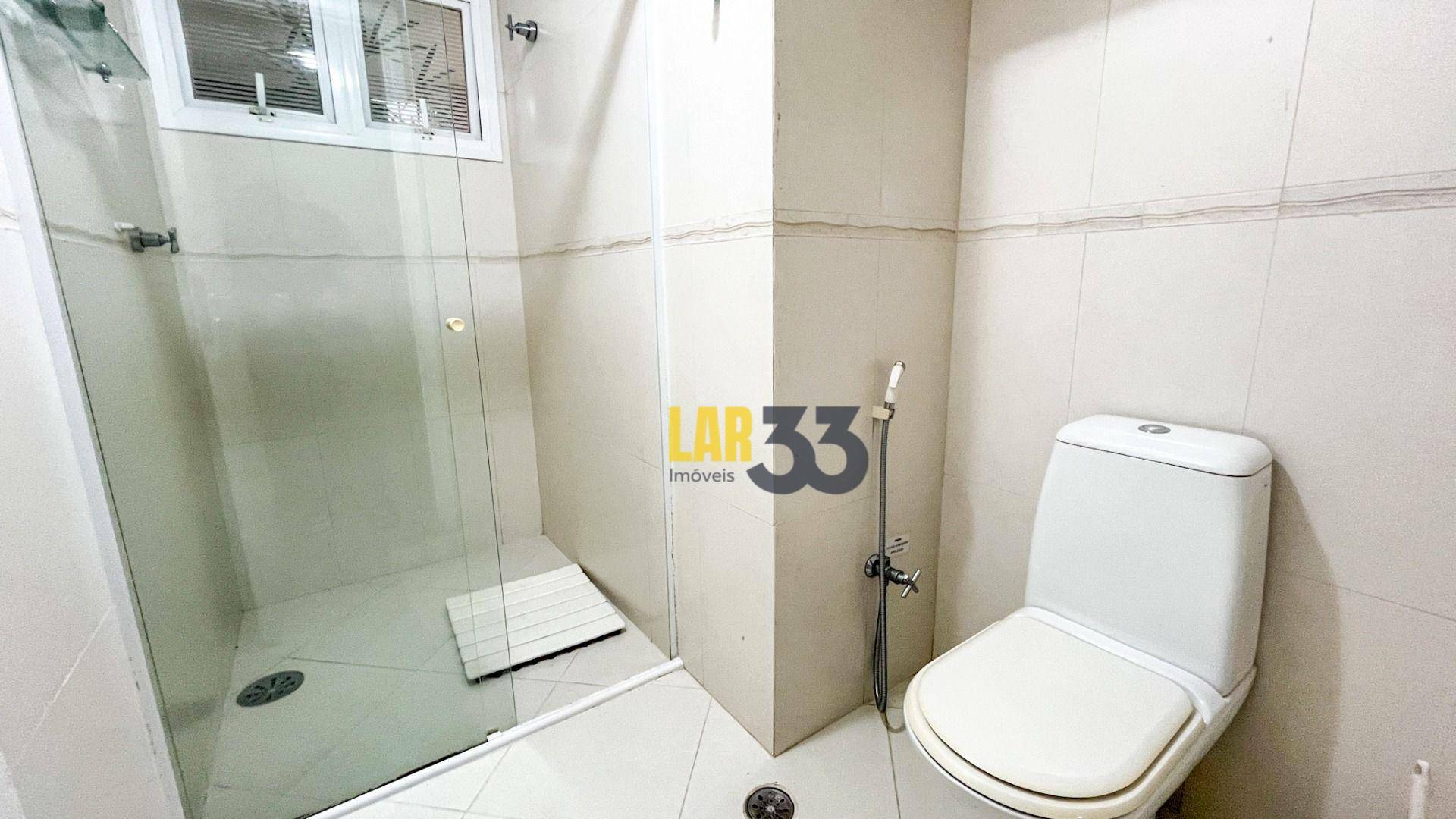 Casa à venda com 4 quartos, 350m² - Foto 53