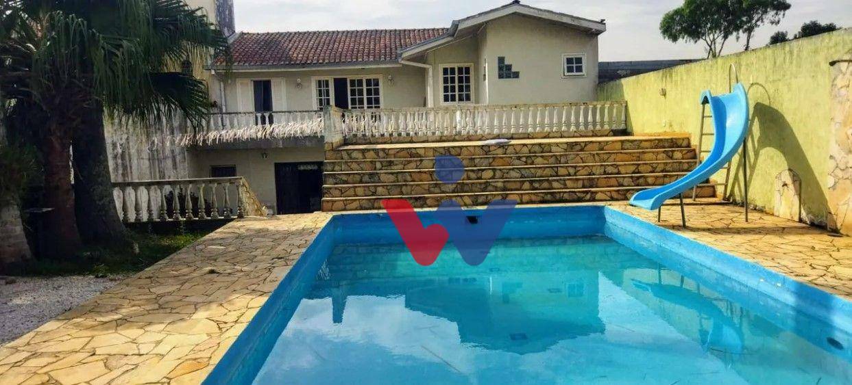 Sobrado à venda com 5 quartos, 540m² - Foto 1