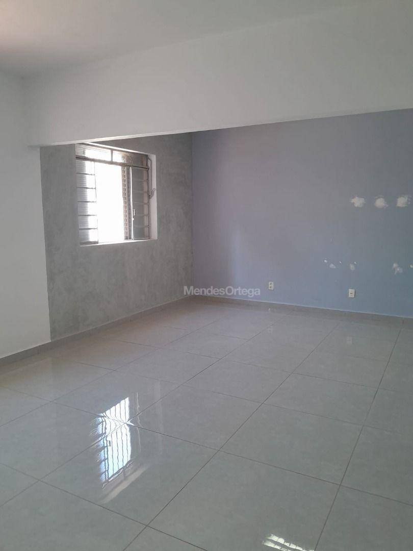 Casa para alugar, 150m² - Foto 2