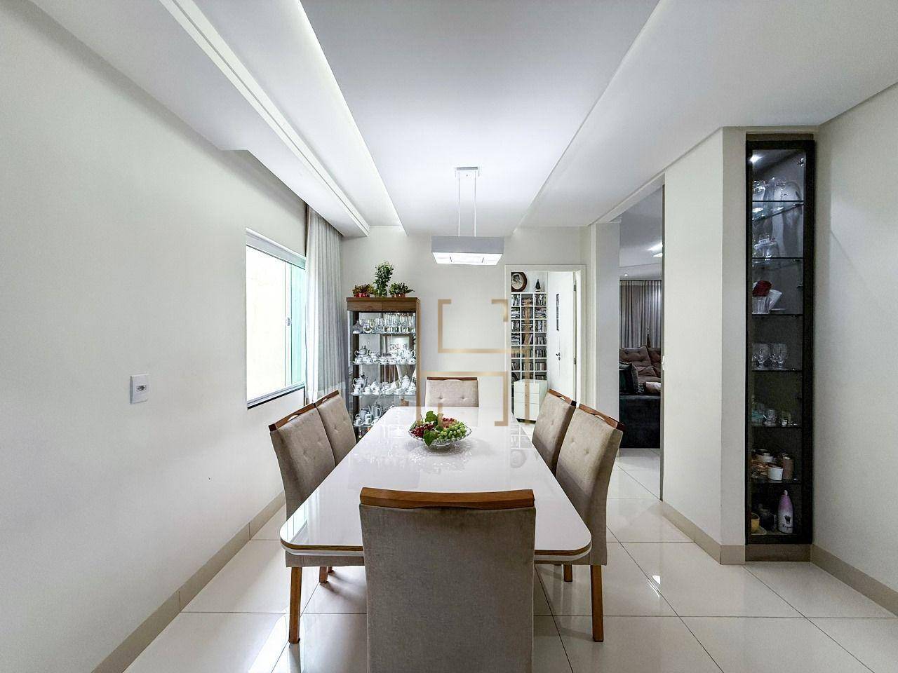 Casa, 3 quartos, 260 m² - Foto 5