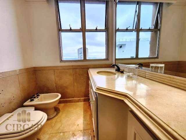 Apartamento à venda com 3 quartos, 380m² - Foto 16