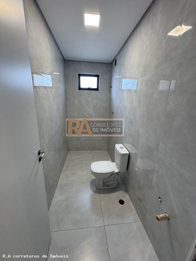 Casa à venda com 2 quartos, 250m² - Foto 15
