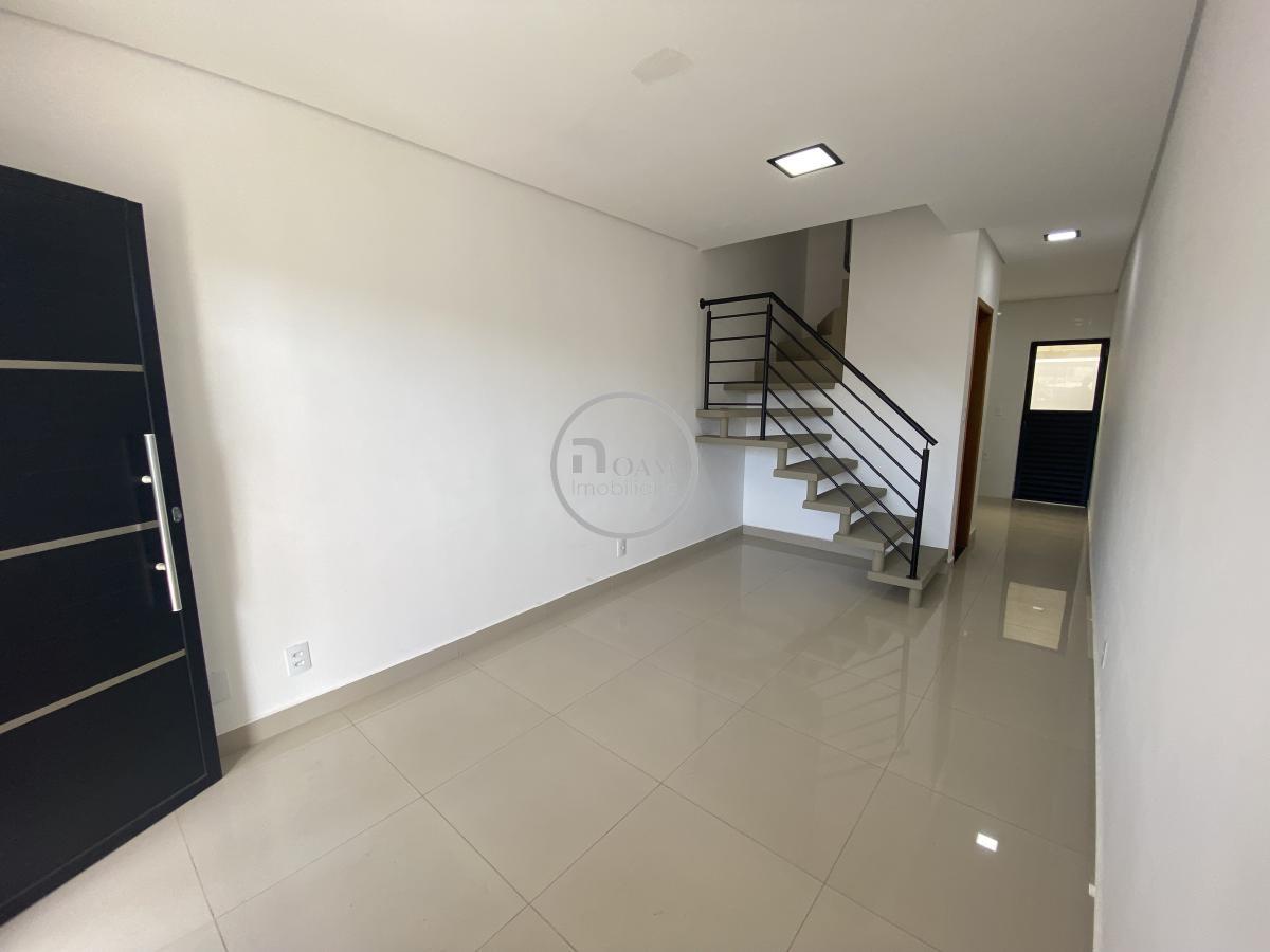 Casa à venda com 2 quartos, 62m² - Foto 1