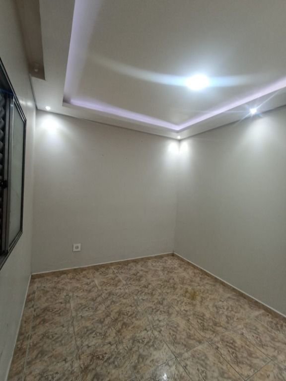 Apartamento à venda com 2 quartos, 57m² - Foto 2