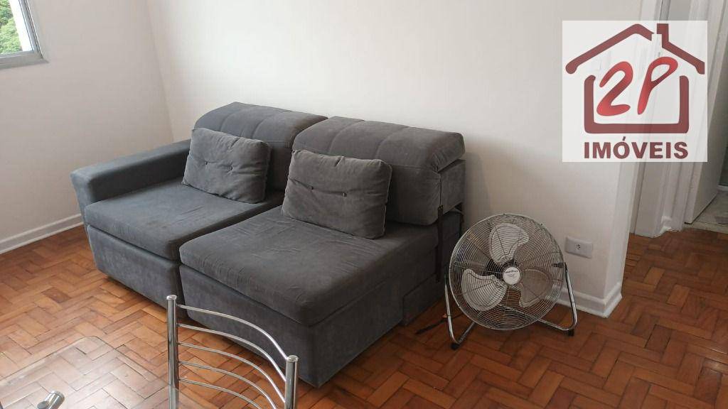 Apartamento para alugar com 1 quarto, 50m² - Foto 12