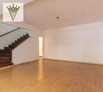 Casa à venda com 3 quartos, 126m² - Foto 1