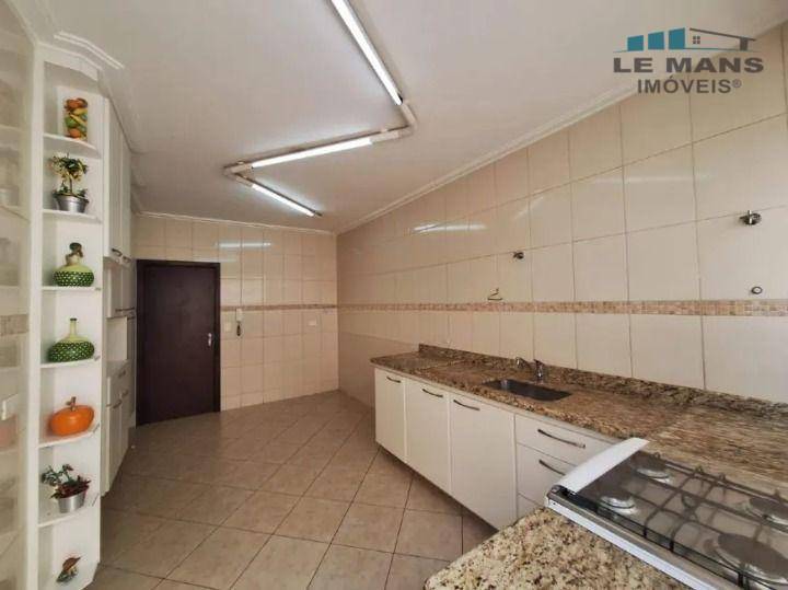 Casa à venda e aluguel com 3 quartos, 175m² - Foto 12