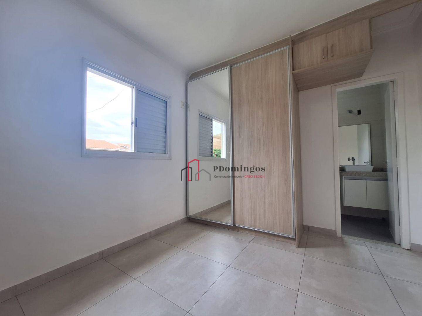 Casa de Condomínio para alugar com 3 quartos, 100m² - Foto 12