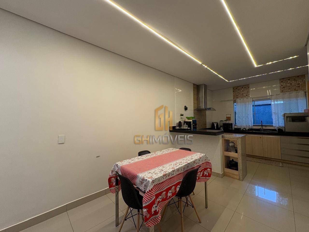 Casa à venda com 3 quartos, 114m² - Foto 16