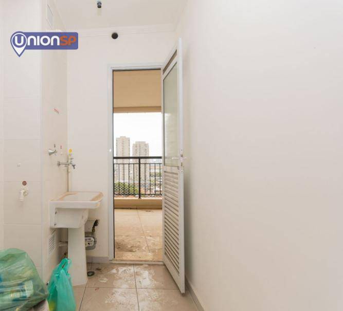 Apartamento à venda com 2 quartos, 70m² - Foto 18