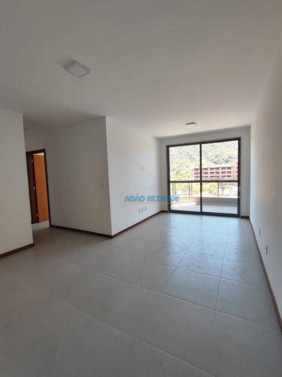 Apartamento à venda com 2 quartos, 90m² - Foto 3