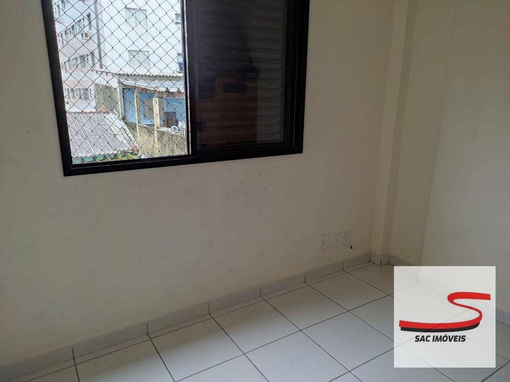 Apartamento à venda com 2 quartos, 70m² - Foto 13