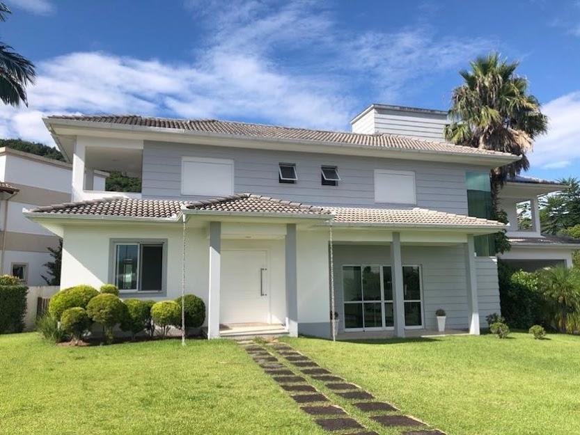 Casa de Condomínio à venda com 4 quartos, 400m² - Foto 1