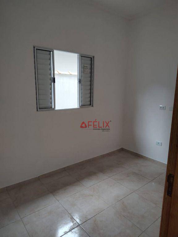 Casa à venda com 3 quartos, 82m² - Foto 11