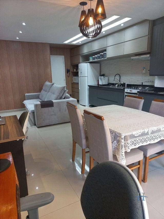 Apartamento à venda com 2 quartos, 61m² - Foto 2