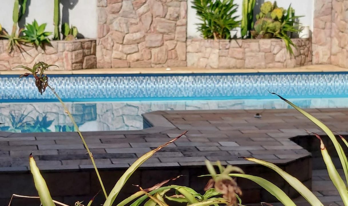 Casa de Condomínio à venda com 4 quartos, 360m² - Foto 4