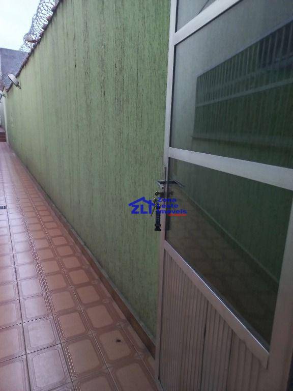 Sobrado para alugar com 4 quartos, 300m² - Foto 36