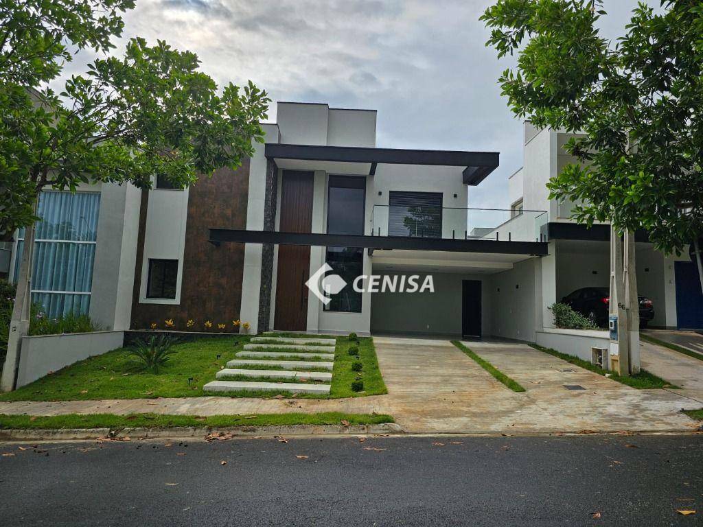 Casa de Condomínio à venda com 3 quartos, 251m² - Foto 2