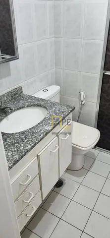 Apartamento para alugar com 2 quartos, 75m² - Foto 16