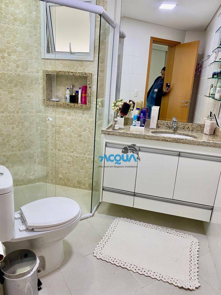 Apartamento à venda com 3 quartos, 135m² - Foto 10