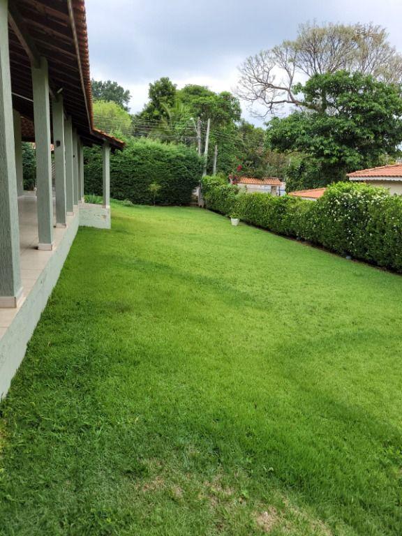 Chácara à venda com 3 quartos, 249m² - Foto 23