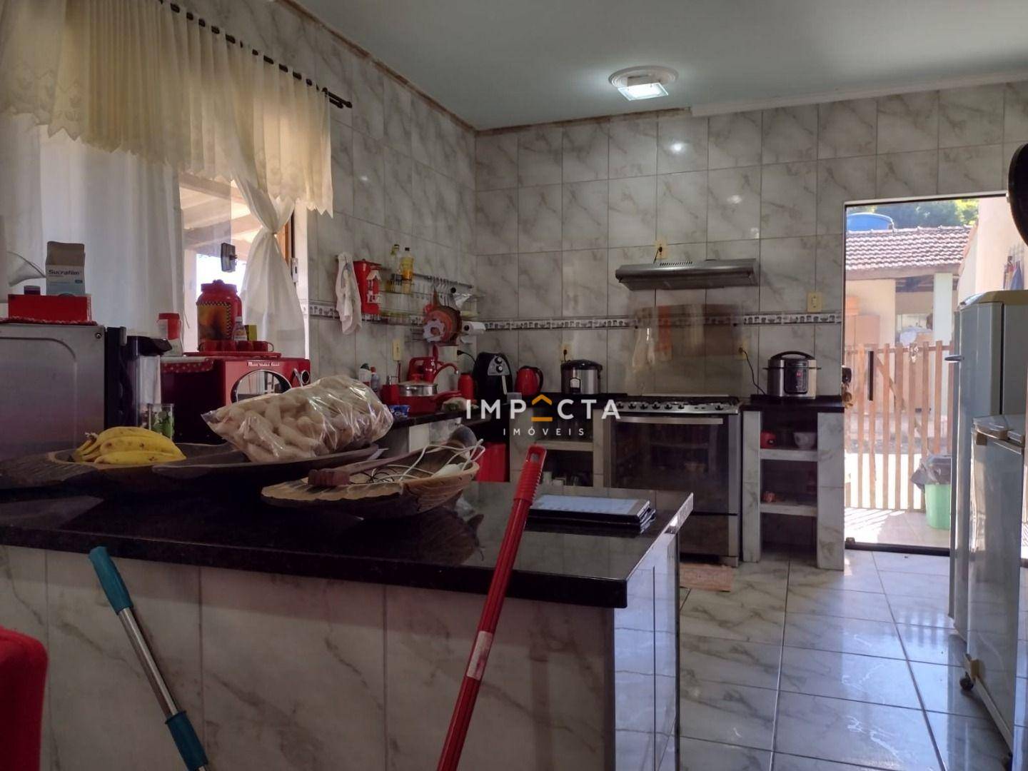 Chácara à venda com 2 quartos, 264m² - Foto 9