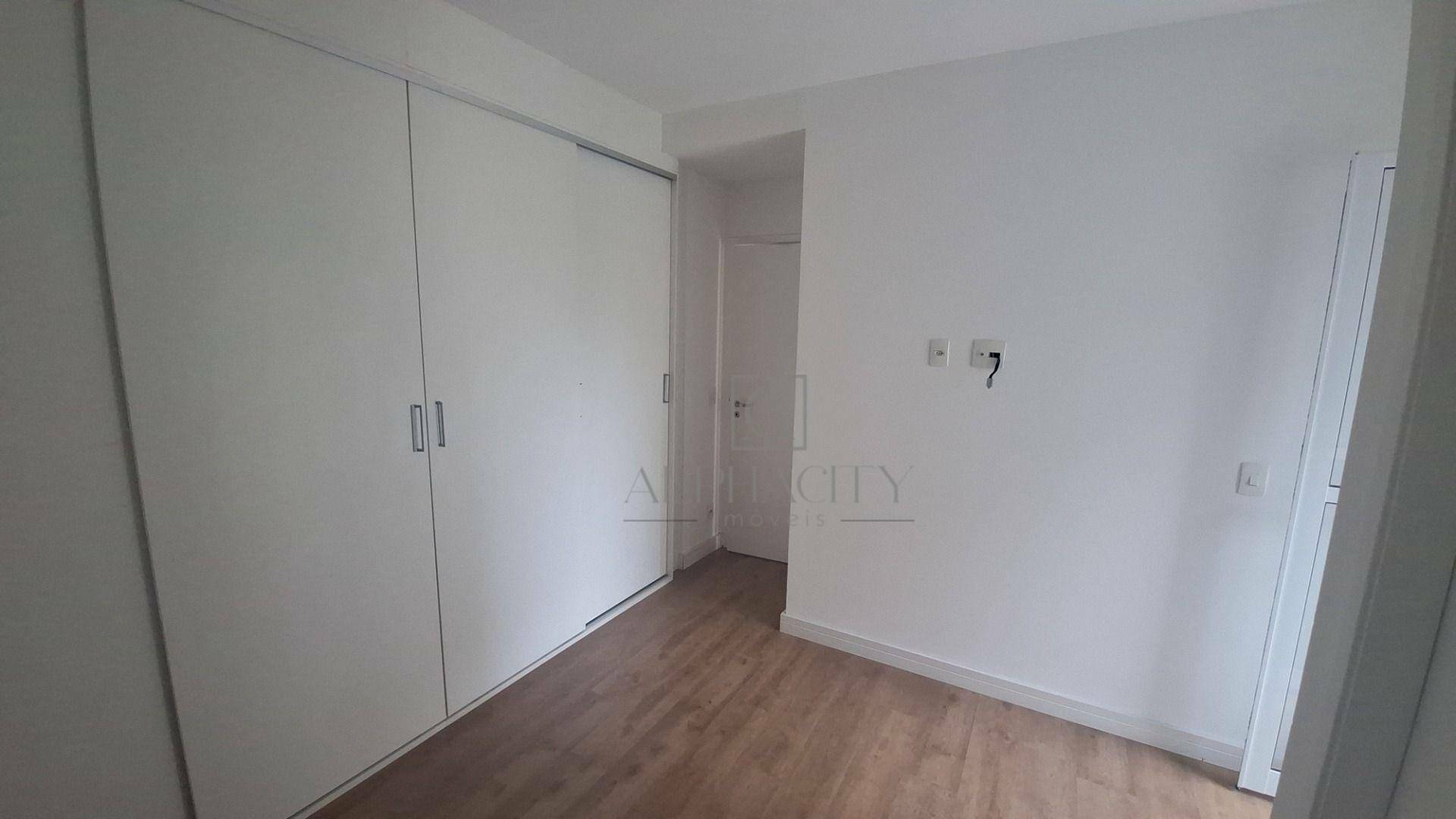 Apartamento para alugar com 1 quarto, 62m² - Foto 3