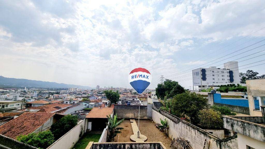 Casa à venda com 3 quartos, 500M2 - Foto 34