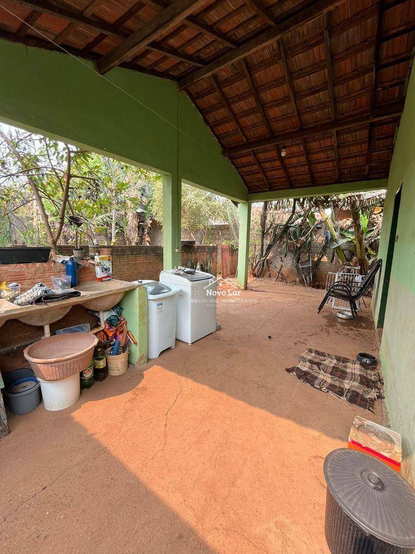 Casa à venda com 2 quartos, 70m² - Foto 11