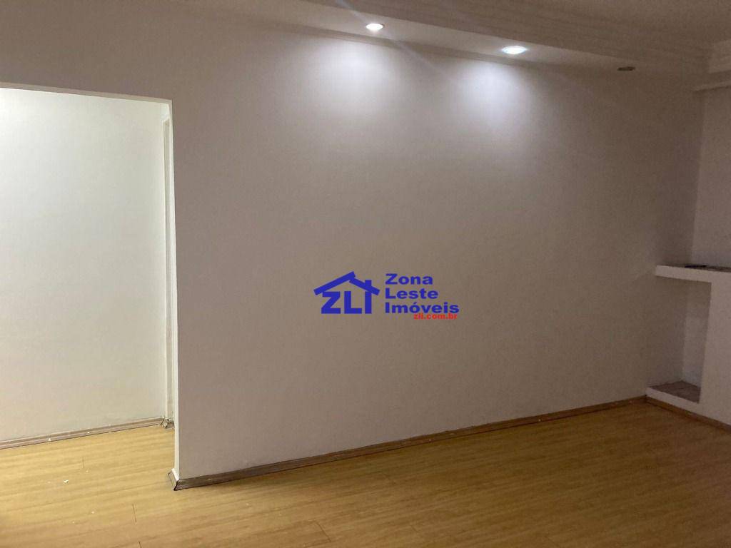 Casa à venda com 3 quartos, 300m² - Foto 2