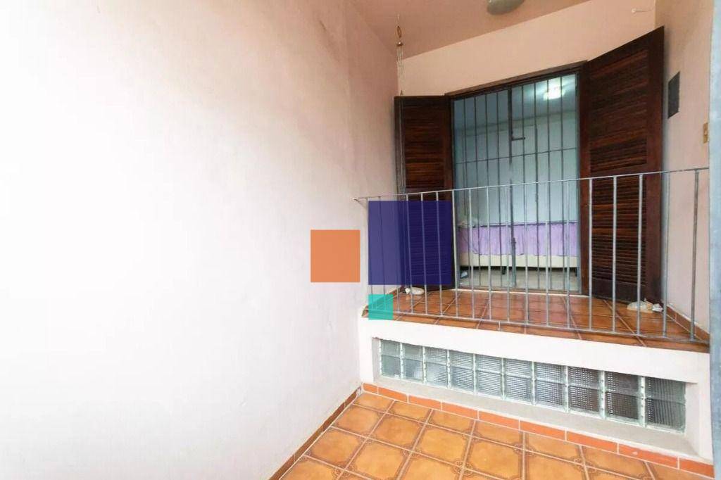 Sobrado à venda com 4 quartos, 274m² - Foto 39