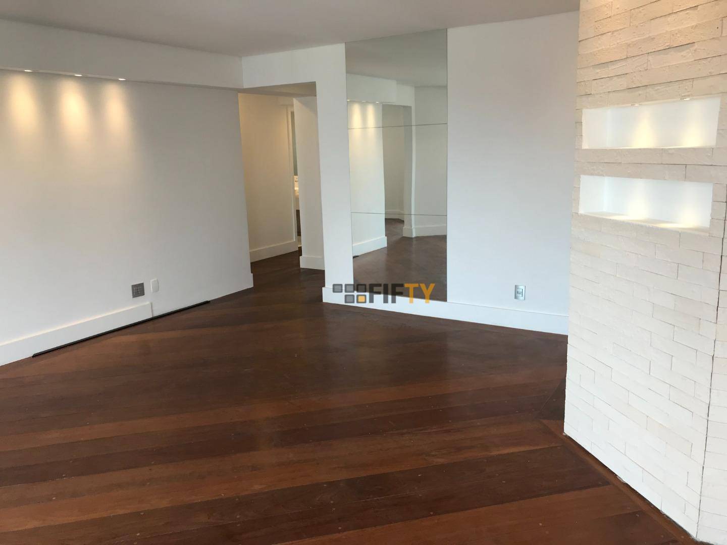 Apartamento à venda com 3 quartos, 136m² - Foto 5