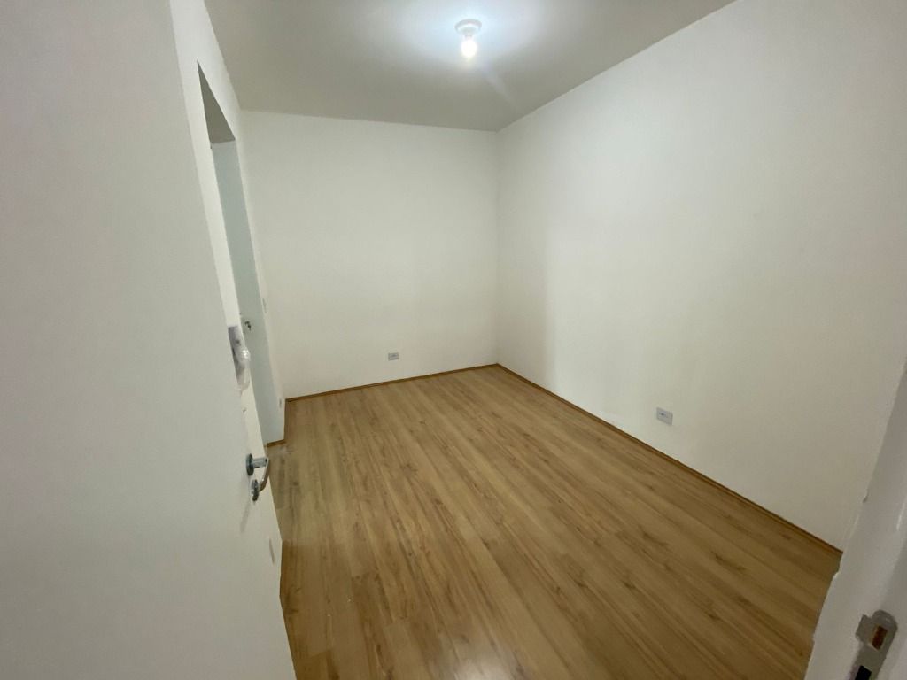 Apartamento à venda com 1 quarto, 40m² - Foto 4