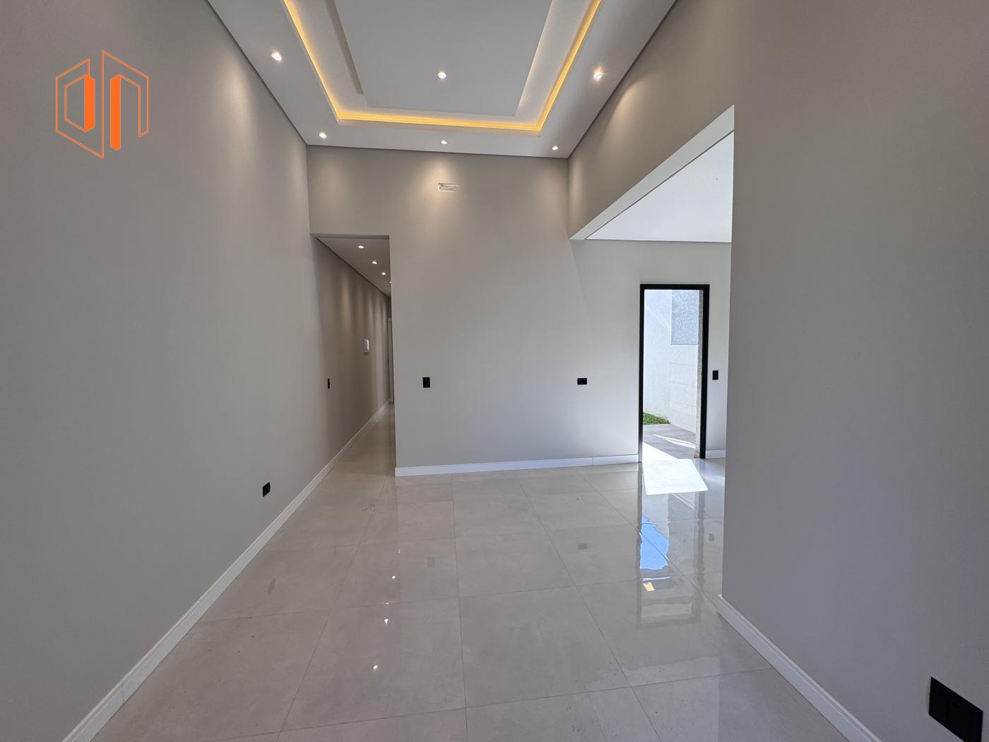 Casa à venda com 3 quartos, 100m² - Foto 4