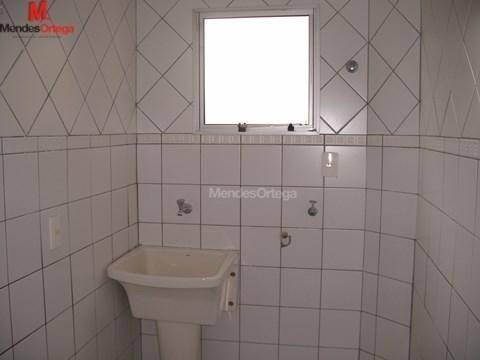 Apartamento para alugar com 2 quartos, 54m² - Foto 6