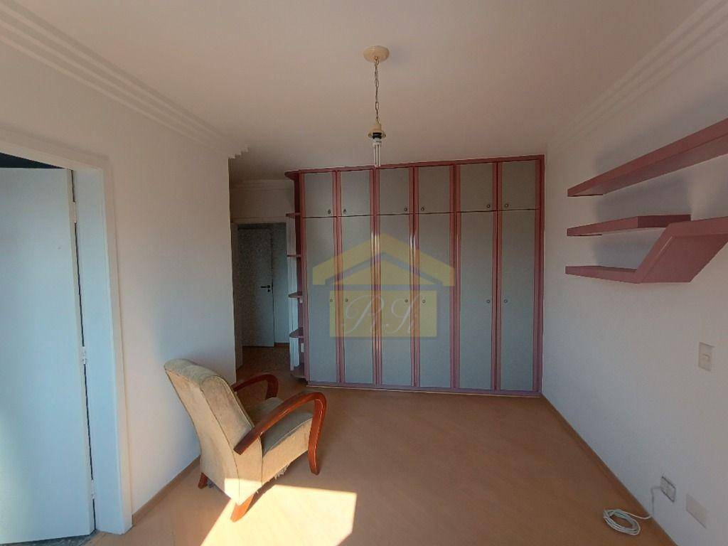 Apartamento à venda com 3 quartos, 260m² - Foto 12