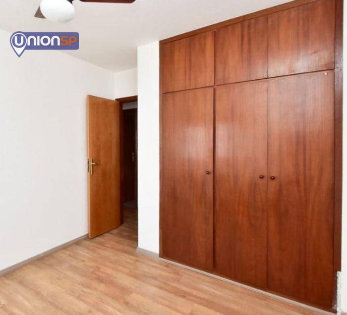 Apartamento à venda com 3 quartos, 107m² - Foto 7