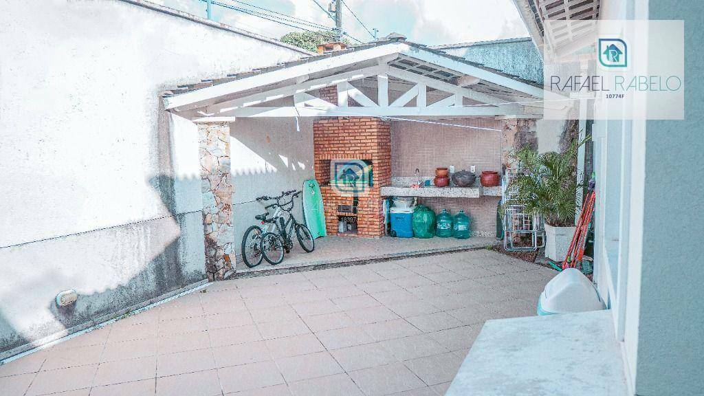 Casa de Condomínio à venda com 4 quartos, 277m² - Foto 25