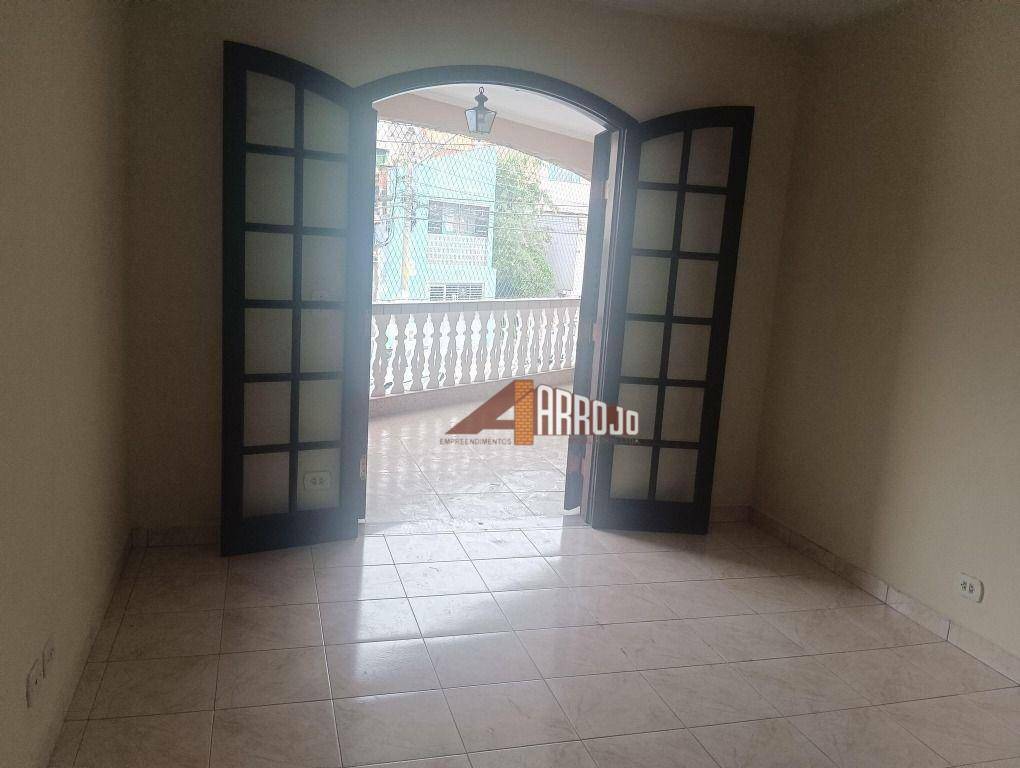 Sobrado à venda com 3 quartos, 171m² - Foto 1