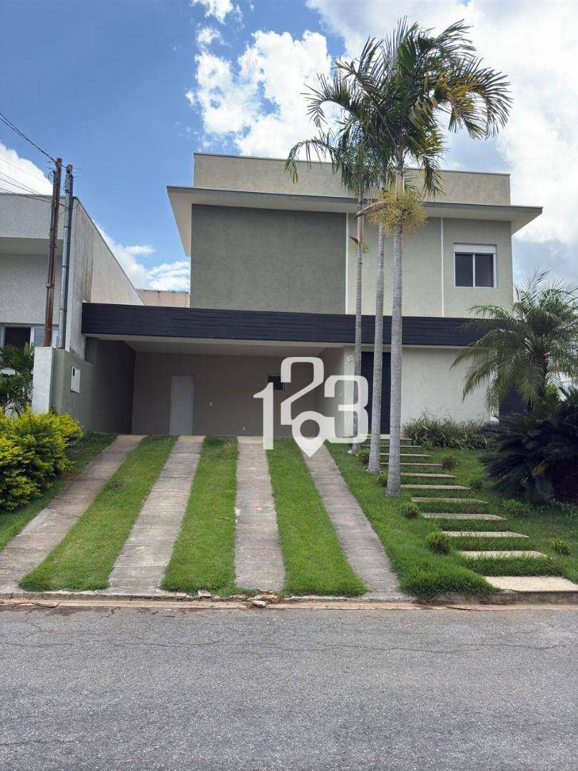 Casa de Condomínio para alugar com 3 quartos, 229m² - Foto 1