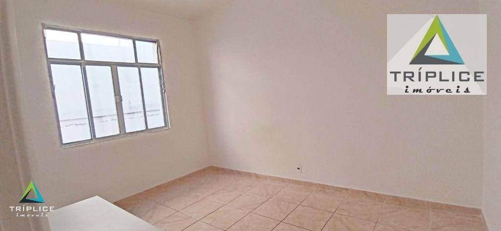 Apartamento à venda com 2 quartos, 72m² - Foto 4