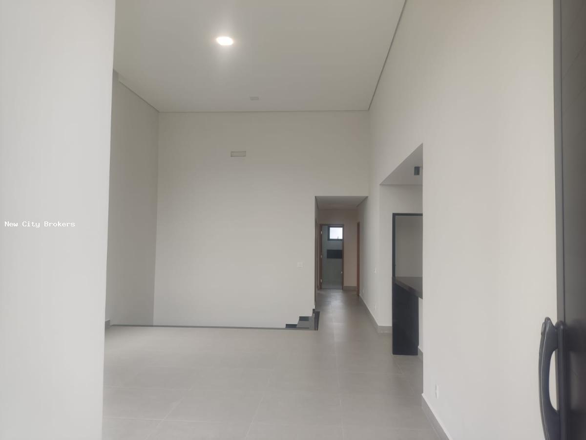 Sobrado à venda com 3 quartos, 300m² - Foto 41