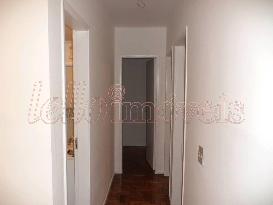 Apartamento para alugar com 2 quartos, 72m² - Foto 13