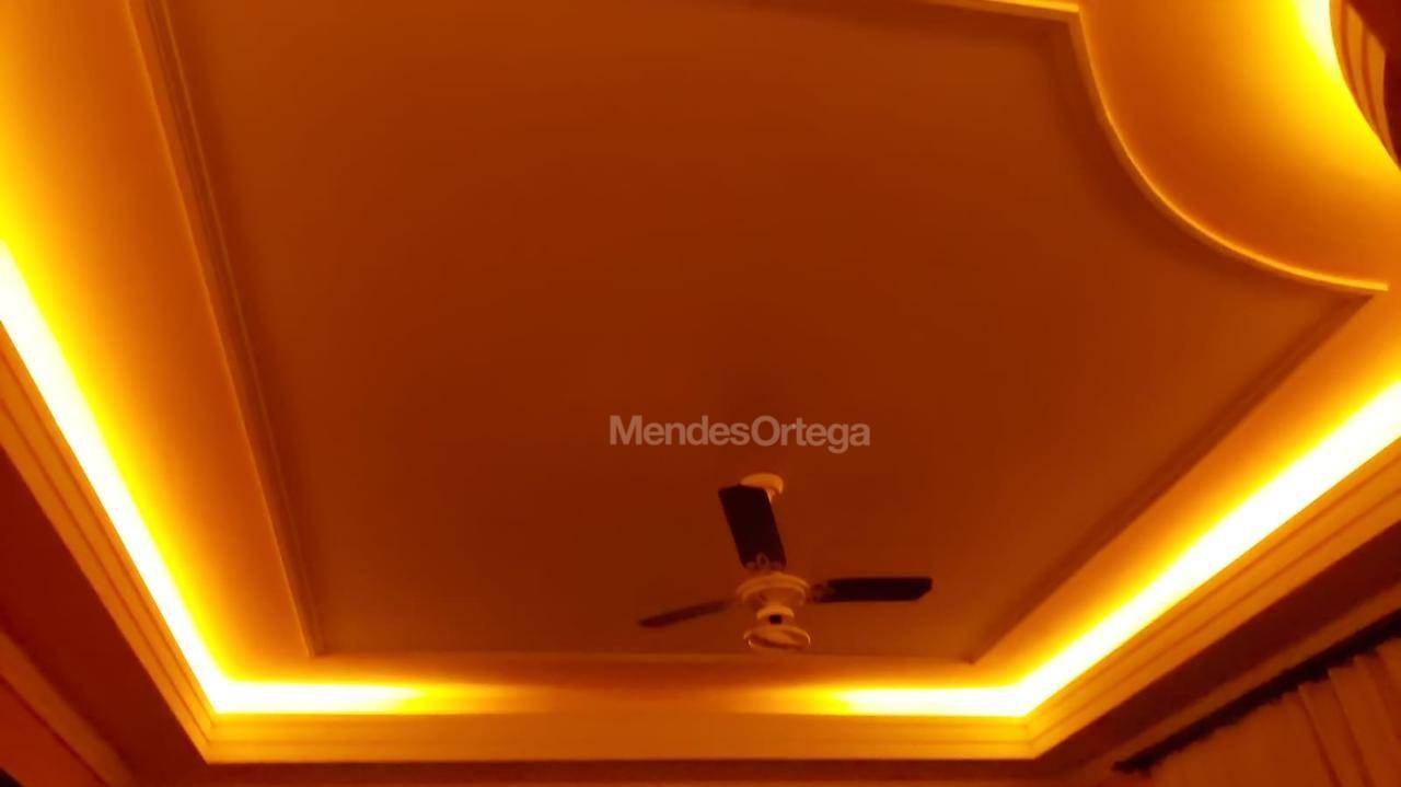 Casa à venda com 4 quartos, 234m² - Foto 14