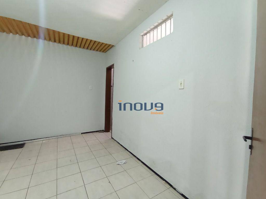 Casa à venda com 4 quartos, 120m² - Foto 5