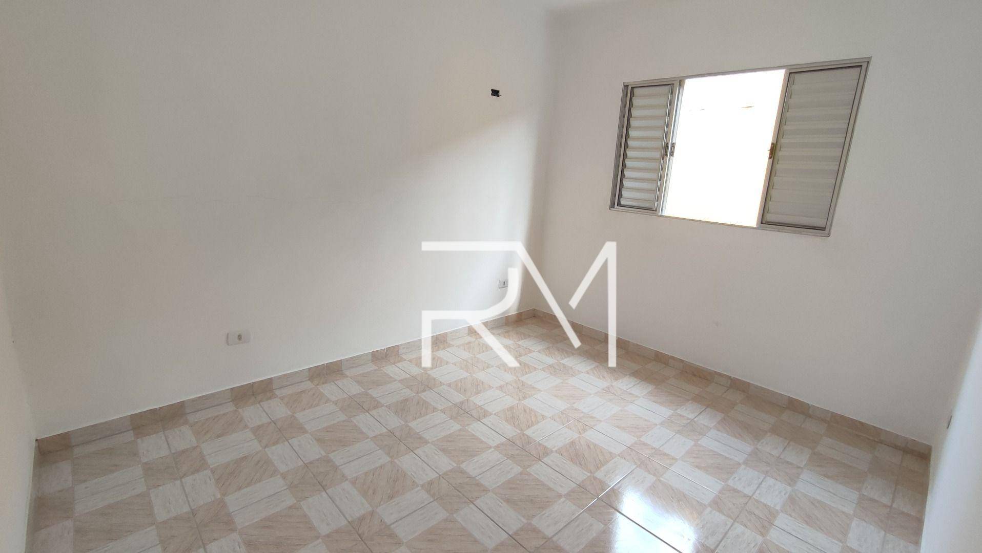 Casa à venda com 2 quartos, 70m² - Foto 13