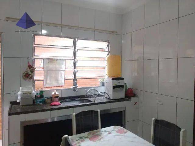 Casa à venda com 3 quartos, 121m² - Foto 2