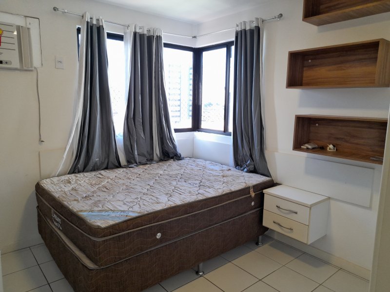 Apartamento à venda com 3 quartos, 105m² - Foto 15