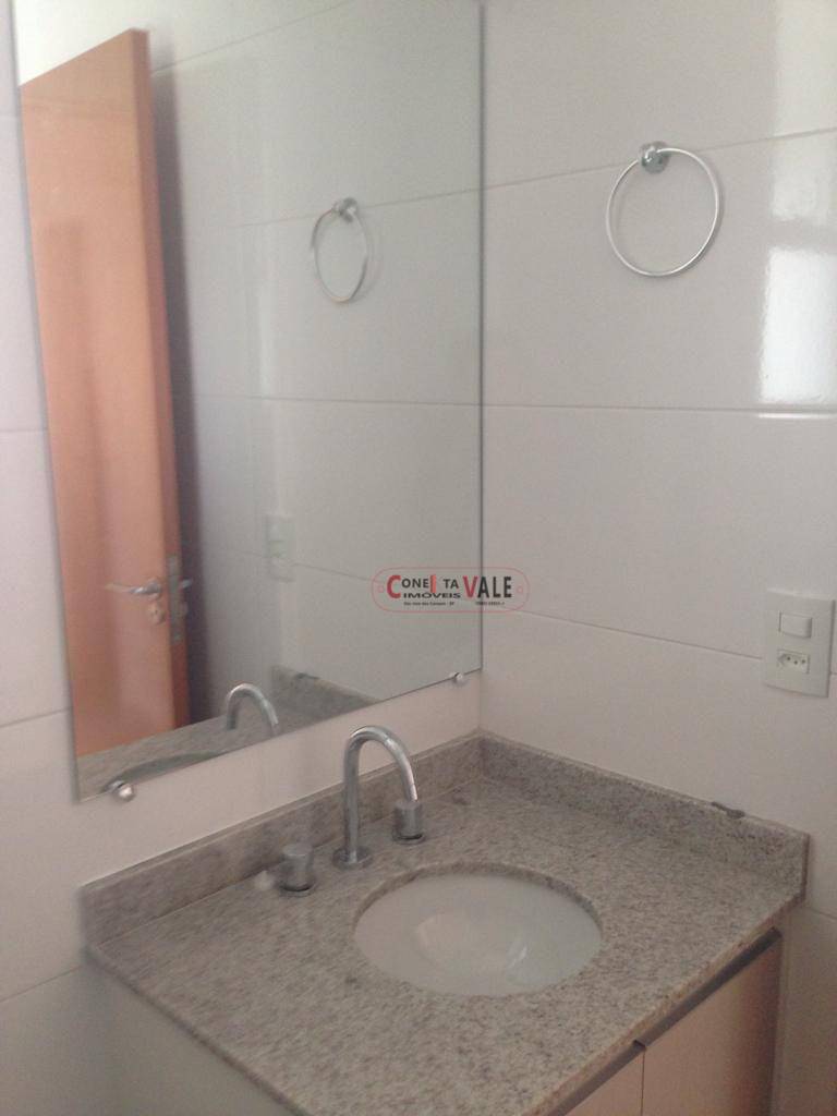 Apartamento para alugar com 2 quartos, 80m² - Foto 15