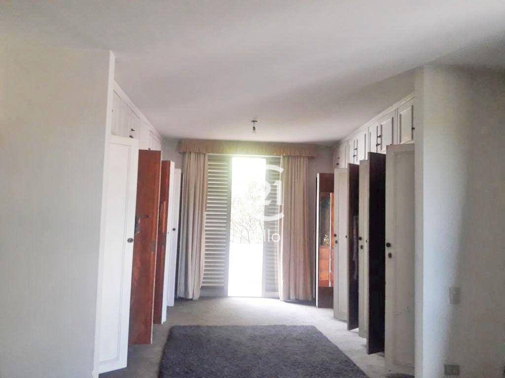 Casa à venda e aluguel com 5 quartos, 1400m² - Foto 10